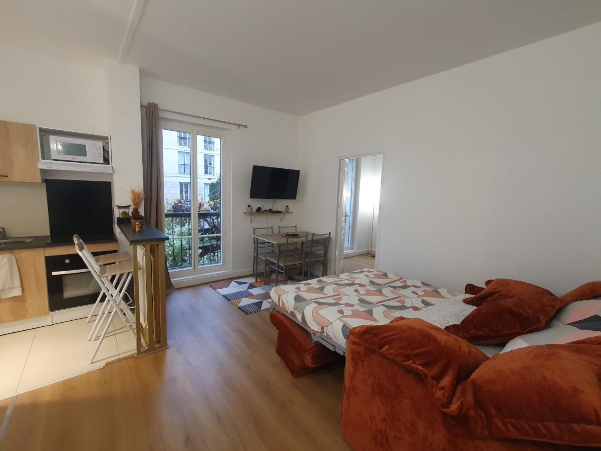 Voisin De Louis Xiv,Free Parking Apartment แวร์ซาย ภายนอก รูปภาพ
