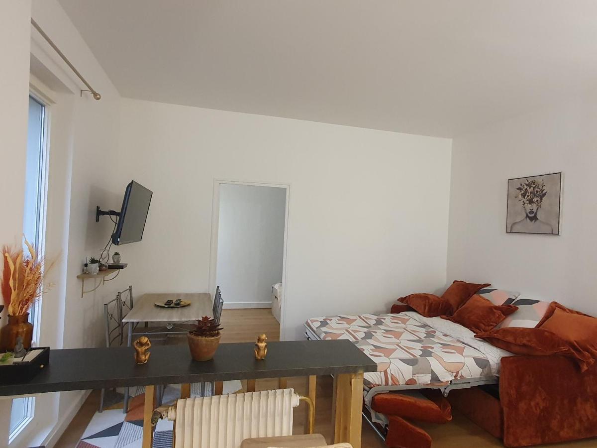Voisin De Louis Xiv,Free Parking Apartment แวร์ซาย ภายนอก รูปภาพ